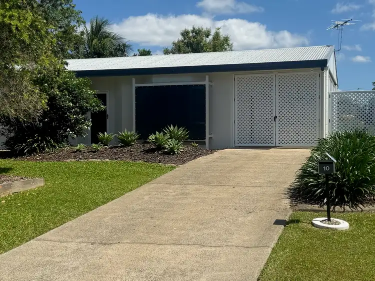 10 Leeuwin Crescent, Bentley Park QLD 4869