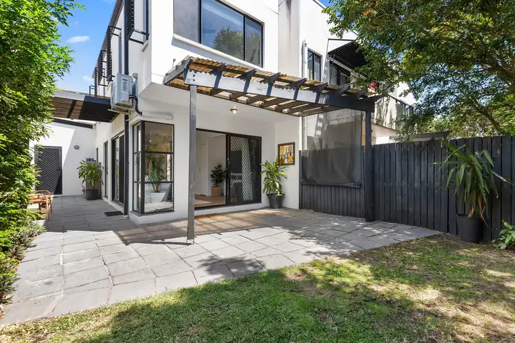 4/84 Kent Street, Hamilton QLD 4007