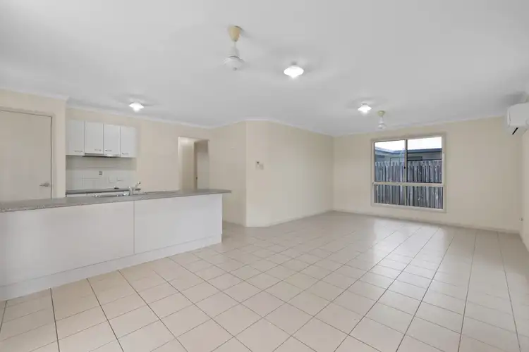 9 Sunseeker Court, Blacks Beach QLD 4740