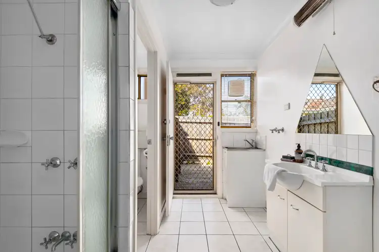 Sixth view of Homely unit listing, 3/354 Nepean Highway, Frankston VIC 3199