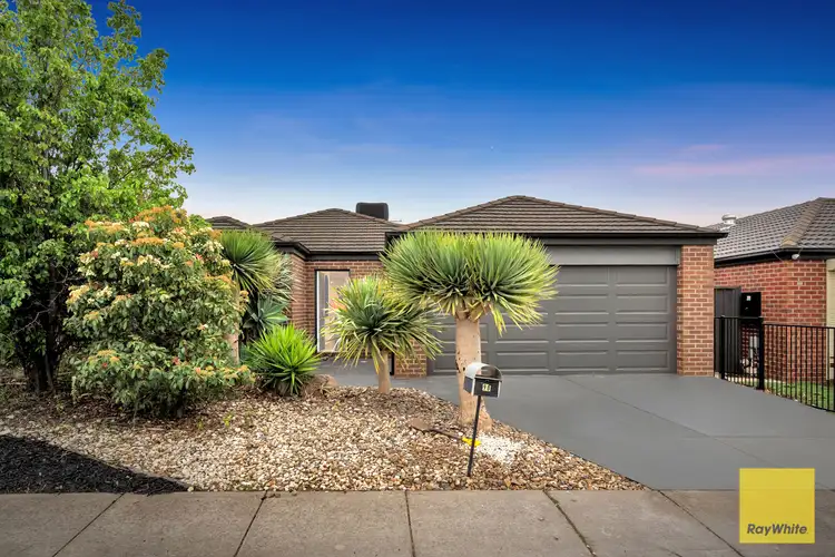 98 Rose Grange Boulevard, Tarneit VIC 3029