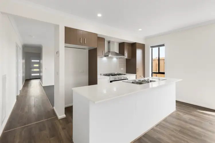 Fifth view of Homely house listing, 5 Balmore Street, Beveridge VIC 3753