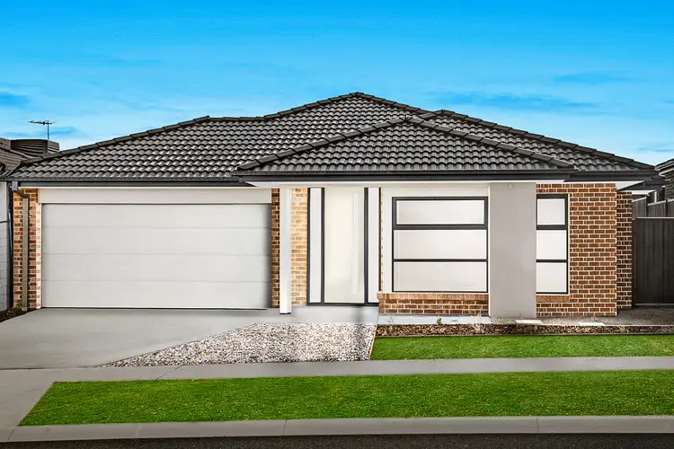 24 Railway Parade, Kalkallo VIC 3064