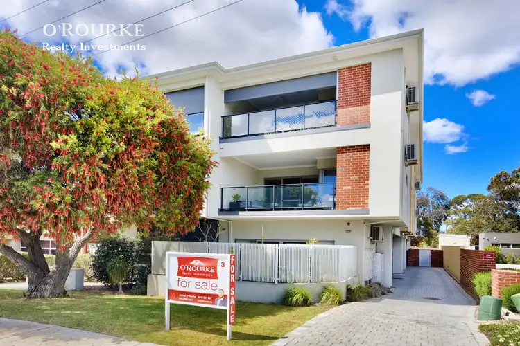 3/21 Kyarra Street, Innaloo WA 6018