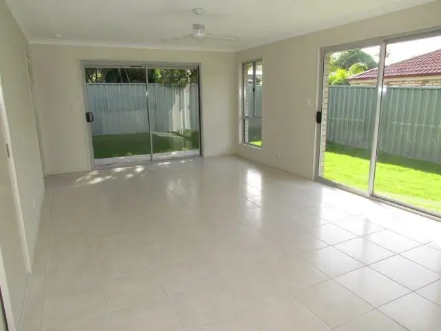 Fourth view of Homely house listing, 5 Parrey Court, Rothwell QLD 4022