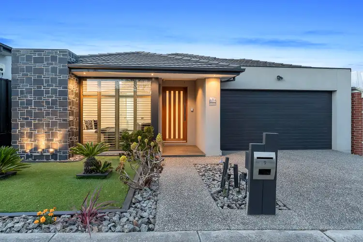 9 Lansell Street, Craigieburn VIC 3064