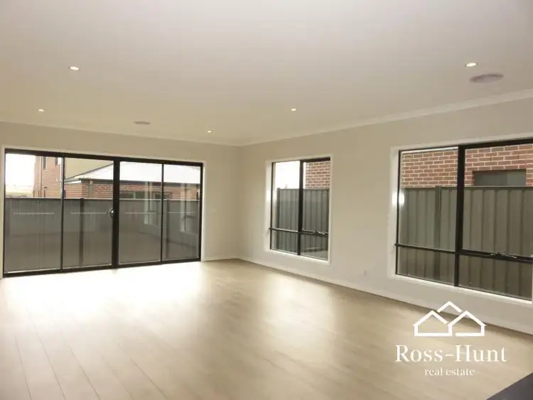 Second view of Homely house listing, 31 Lemon Myrtle Way, Craigieburn VIC 3064