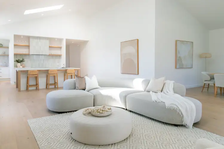 Second view of Homely house listing, 14 Redleaf Court, Mansfield VIC 3722