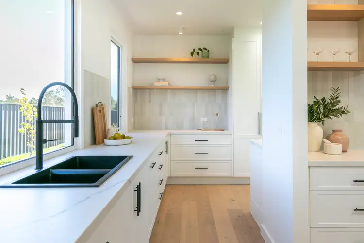 Fourth view of Homely house listing, 14 Redleaf Court, Mansfield VIC 3722