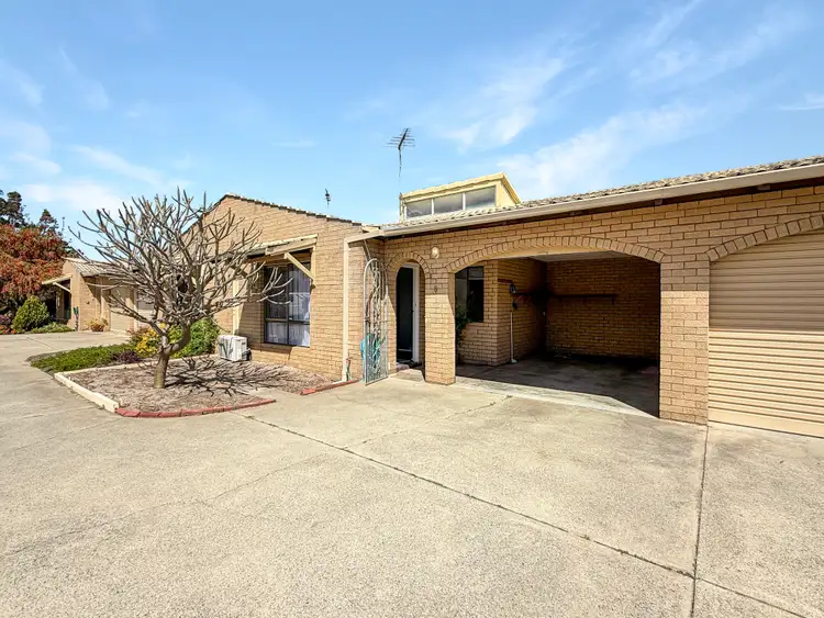 8/4 Merope Close, Rockingham WA 6168