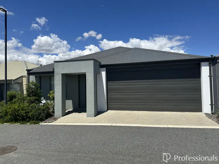 52/11 Bakana Loop, Landsdale WA 6065
