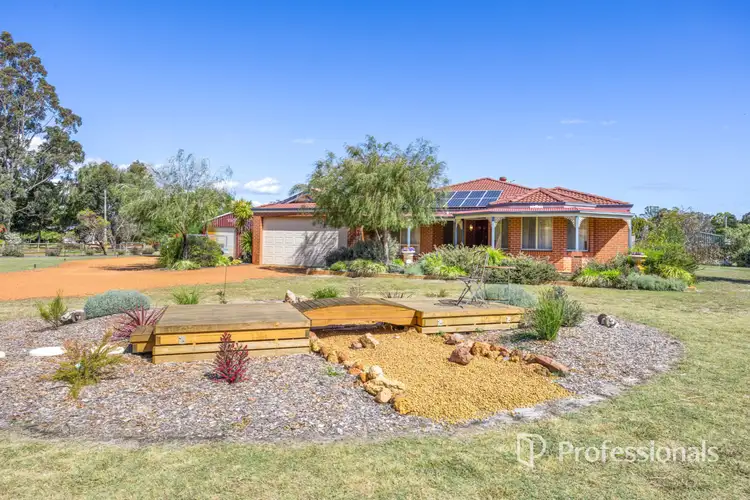 2 Estuarine Court, Leschenault WA 6233