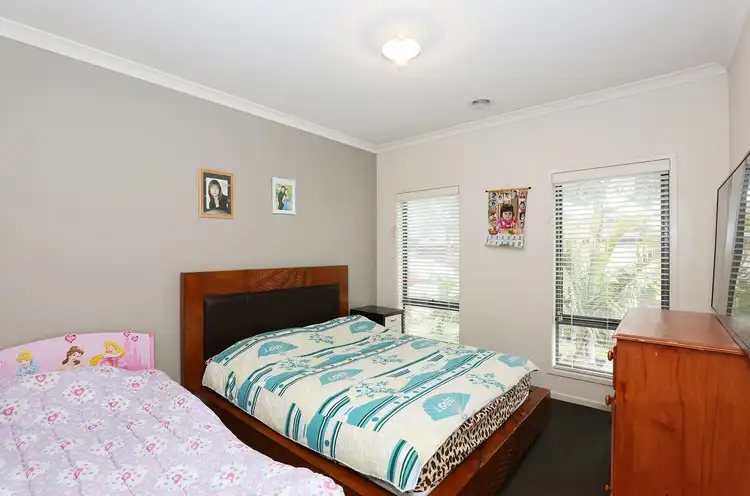 Fifth view of Homely house listing, 5 Yumbarra Parade, Wollert VIC 3750