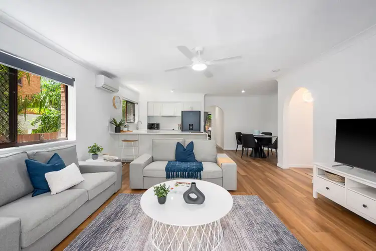 1/22 Britannia Avenue, Broadbeach QLD 4218