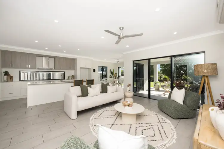 27 Mainwaring Way, Oonoonba QLD 4811