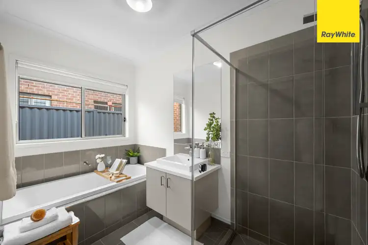 Fourth view of Homely house listing, 17 Pinnibar Way, Weir Views VIC 3338
