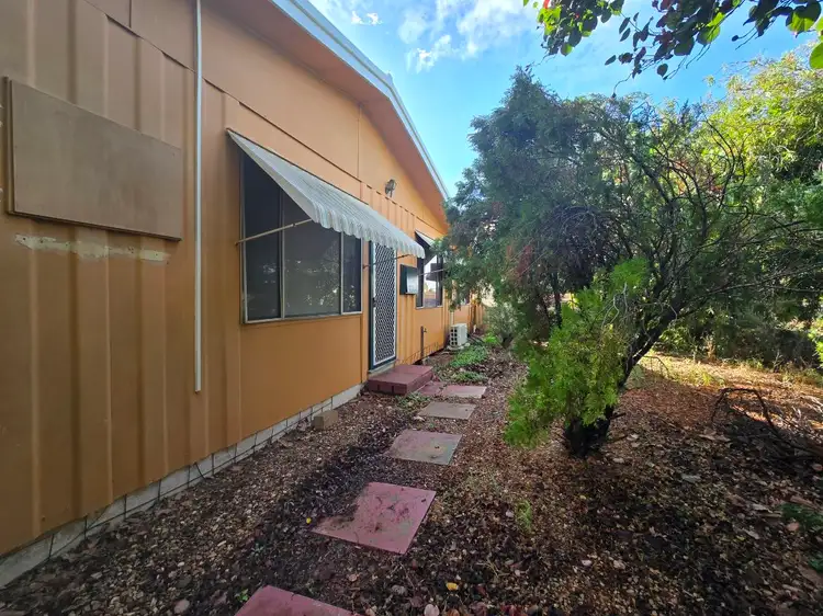 1 Fleming Street, Carnarvon WA 6701