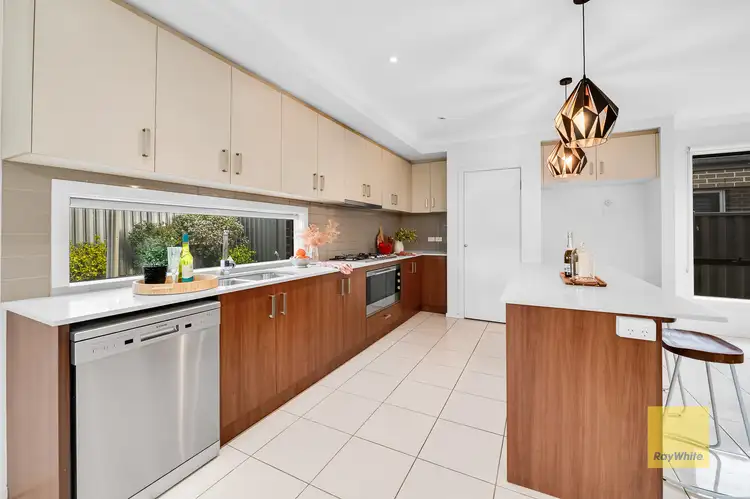 Seventh view of Homely house listing, 32 Barrangi Drive, Tarneit VIC 3029