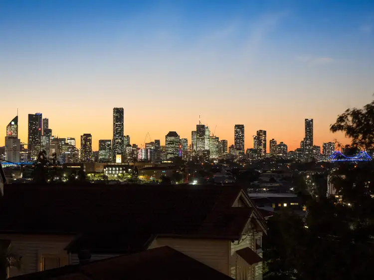 103 Shakespeare Street, Coorparoo QLD 4151