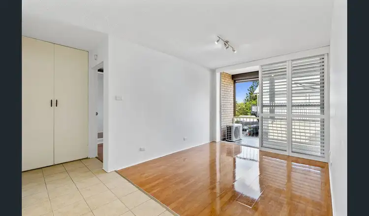 Third view of Homely apartment listing, 3/24 Brighton Road, Highgate Hill QLD 4101