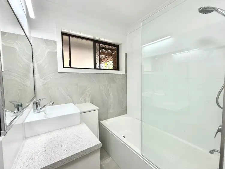 6 Berkeley Court, Kirwan QLD 4817