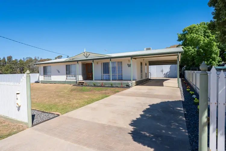 25 Wenke Street, Walla Walla NSW 2659