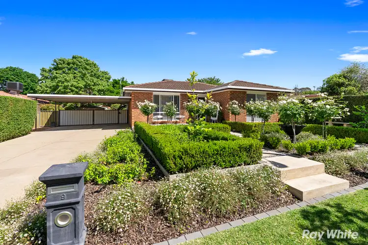 9 Atkins Place, Estella NSW 2650