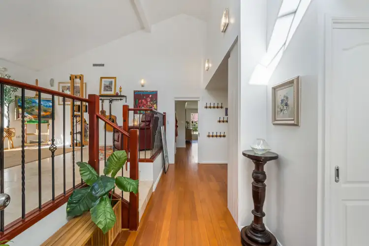 65 Kendall Drive, Casula NSW 2170