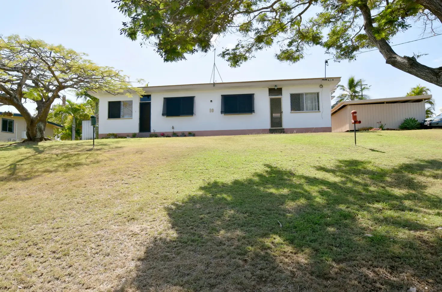 Main view of Homely unit listing, 2/10 Butler Street, New Auckland QLD 4680
