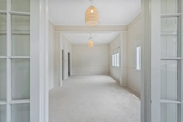 31 Mackie Street East, Moorooka QLD 4105