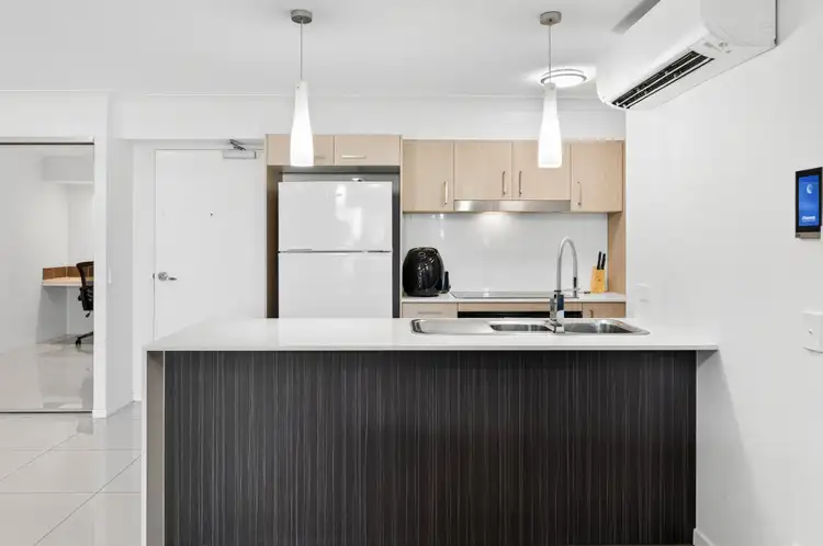 3/14-16 Bright Avenue, Labrador QLD 4215