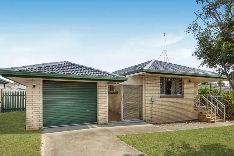 32 Sunbird Avenue, Paradise Point QLD 4216