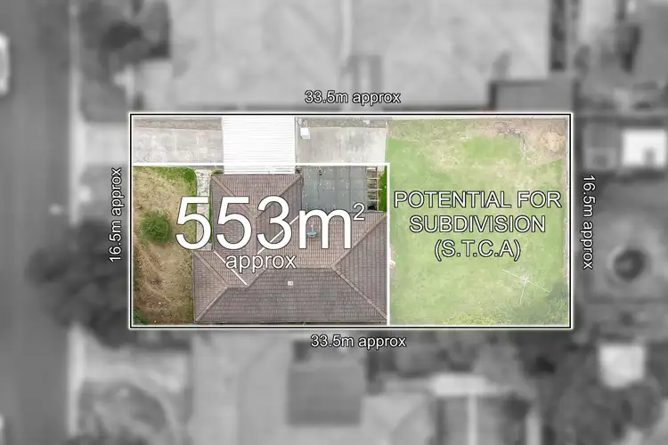 8 Kensington Court, Hampton Park VIC 3976