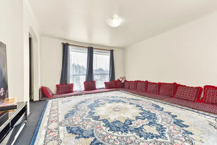 Fourth view of Homely house listing, 8 Kensington Court, Hampton Park VIC 3976