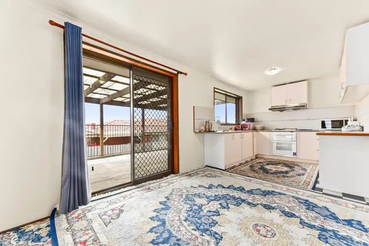 Fifth view of Homely house listing, 8 Kensington Court, Hampton Park VIC 3976