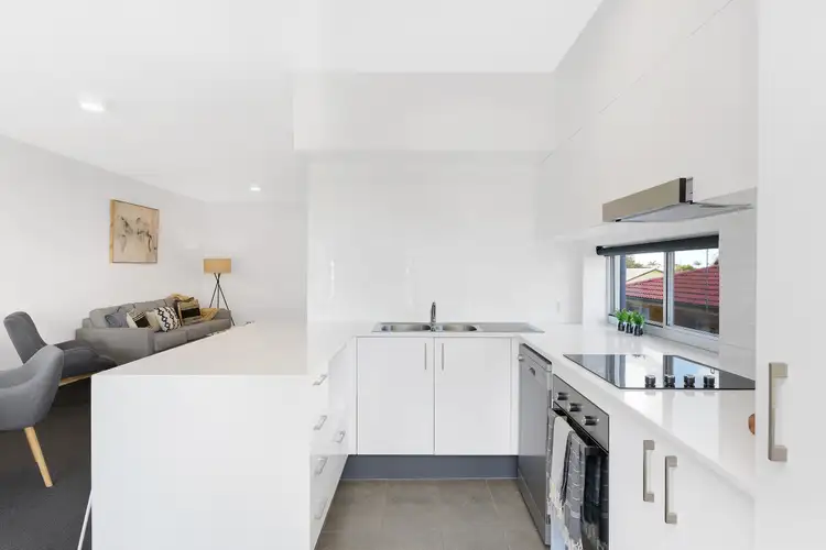 Fourth view of Homely unit listing, 6/20 Dix Street, Redcliffe QLD 4020