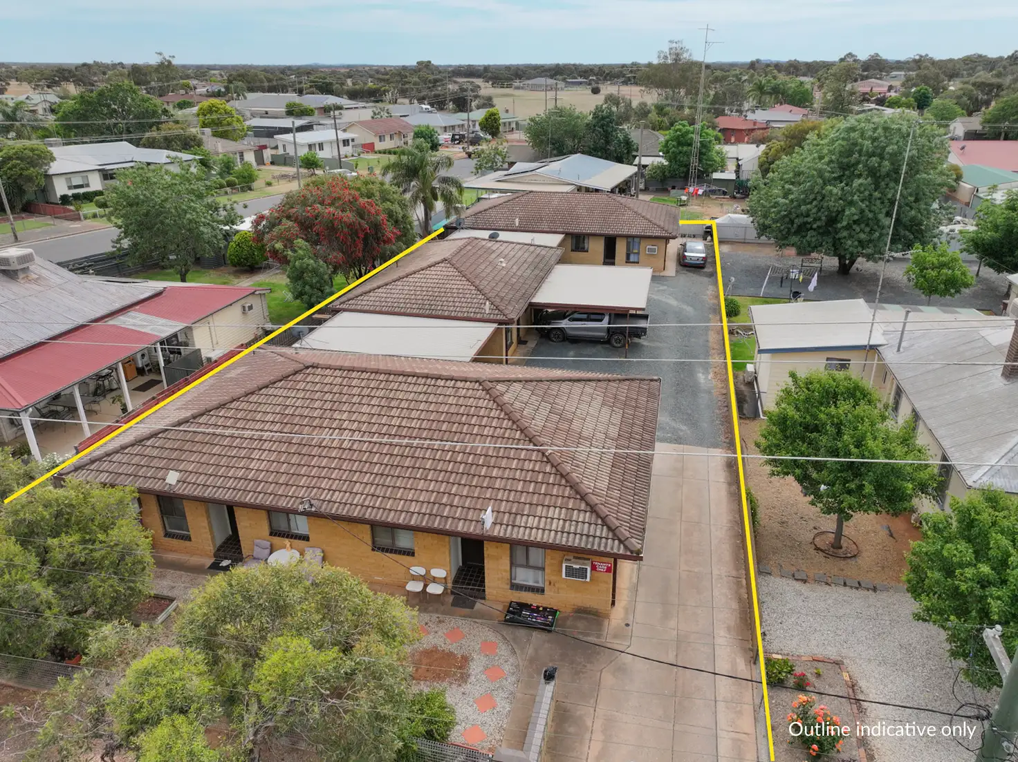 Main view of Homely block of units listing, 1-6/9 Monash Street, West Wyalong NSW 2671