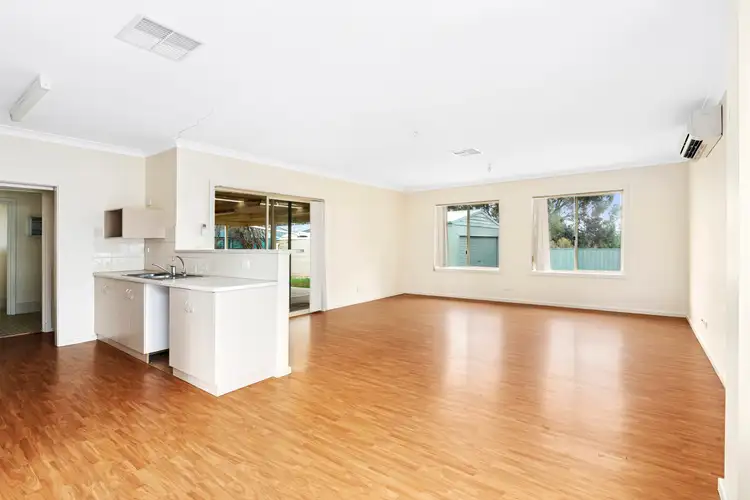 Second view of Homely house listing, 5 Gilbert Avenue, Pinnaroo SA 5304