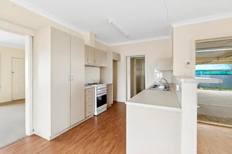 Fourth view of Homely house listing, 5 Gilbert Avenue, Pinnaroo SA 5304