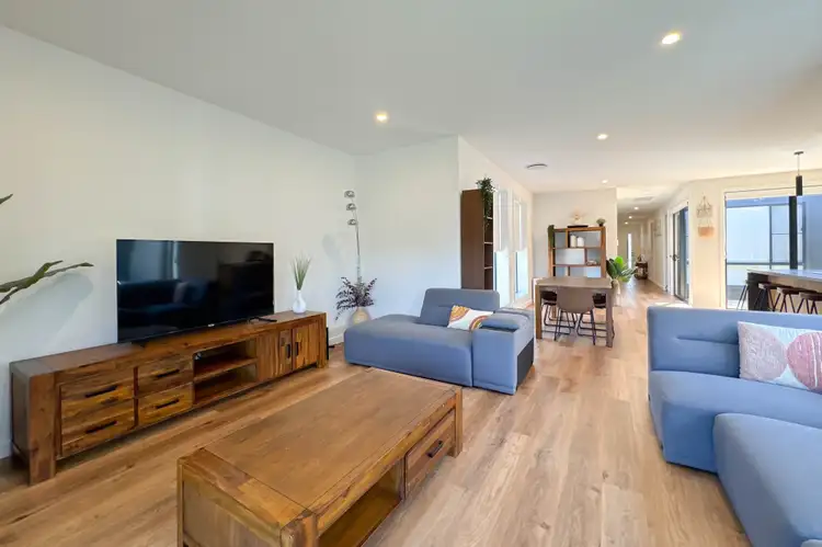 Seventh view of Homely semi-detached listing, 4A Hydrangea Avenue, Parkes NSW 2870