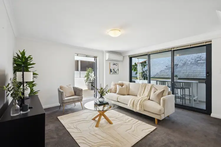 Fourth view of Homely apartment listing, 2/34 Kings Park Road, West Perth WA 6005
