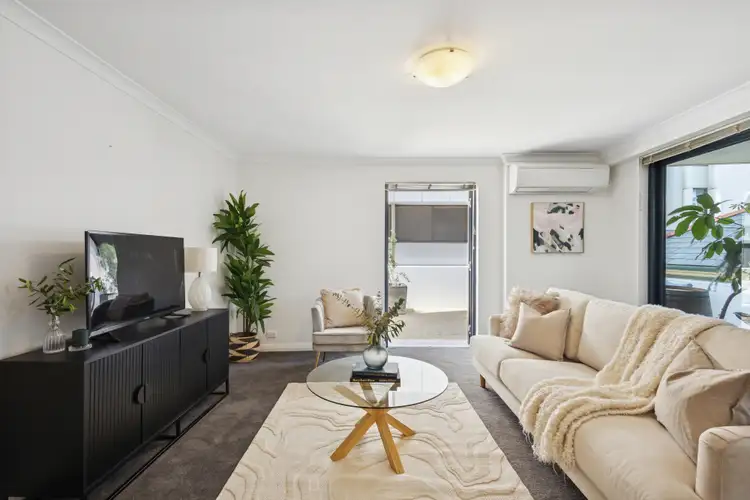 Fifth view of Homely apartment listing, 2/34 Kings Park Road, West Perth WA 6005