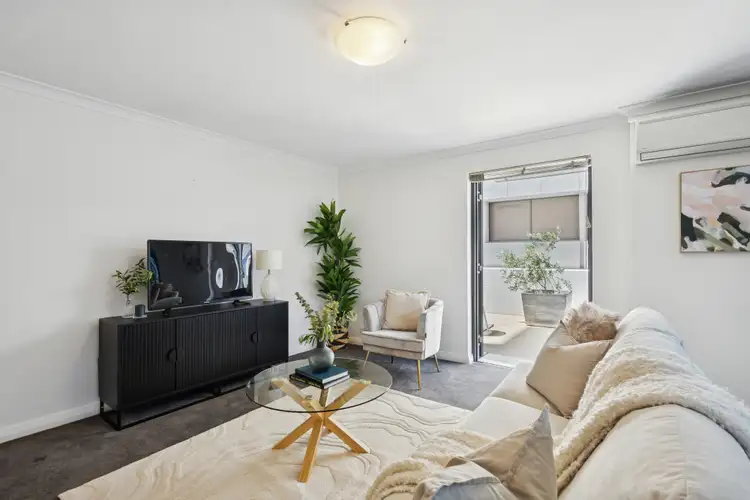Sixth view of Homely apartment listing, 2/34 Kings Park Road, West Perth WA 6005