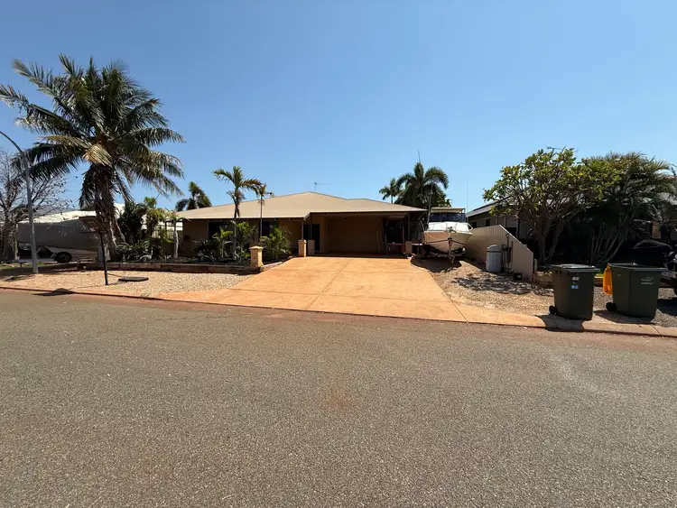 15 Macmahon Way, Baynton WA 6714