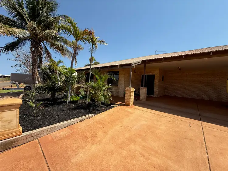 Second view of Homely house listing, 15 Macmahon Way, Baynton WA 6714