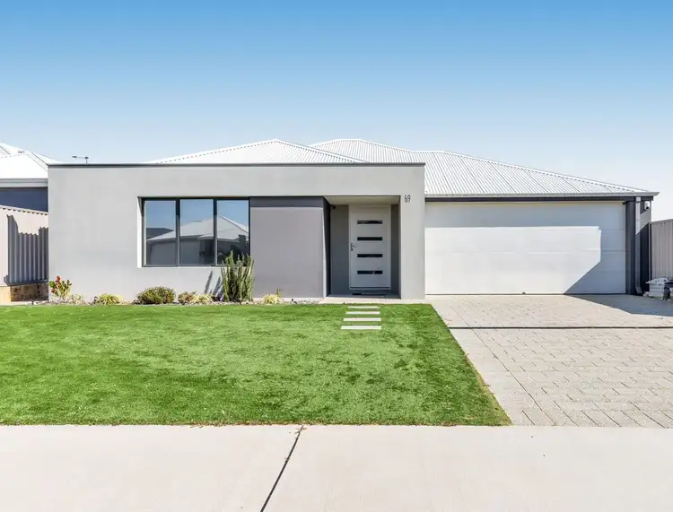 69 Whadjuk Drive, Hammond Park WA 6164