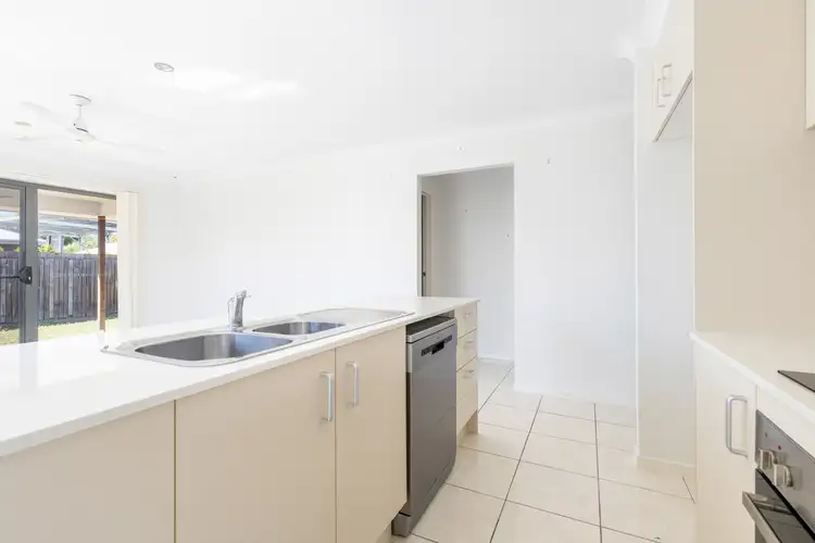 Fifth view of Homely house listing, 3 Onyx Street, Emerald QLD 4720