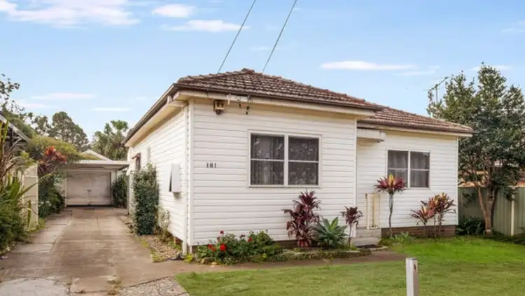 181 Juno Parade, Greenacre NSW 2190