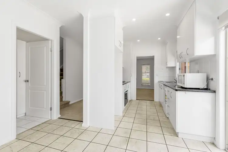 Fourth view of Homely unit listing, 1/32 Eulong Lane, Wagga Wagga NSW 2650