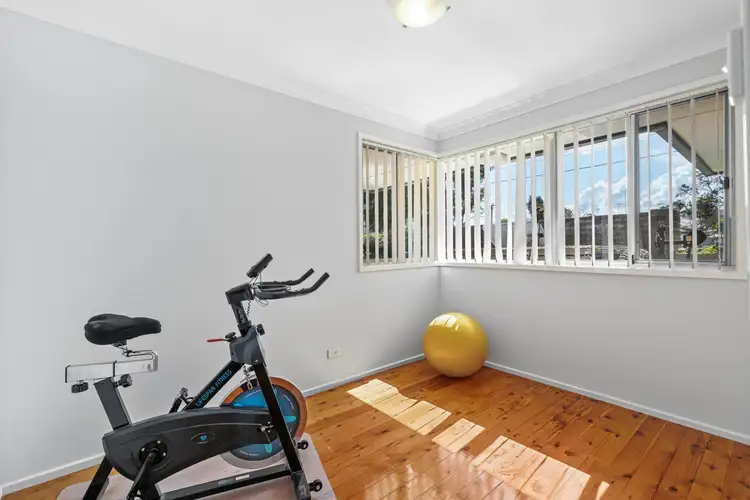 Fourth view of Homely house listing, 8 Tumbridge Crescent, Cambridge Park NSW 2747